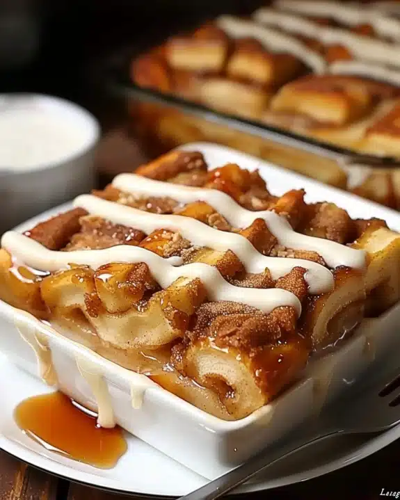 Cinnamon Roll Apple “Lasagna”