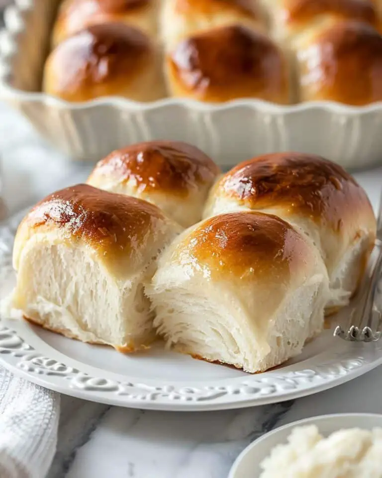 Easy Yeast Dinner Rolls